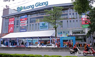 Lắp đặt hệ thống thiết bị bán hàng tại siêu thị Hương Giang, TP Vinh